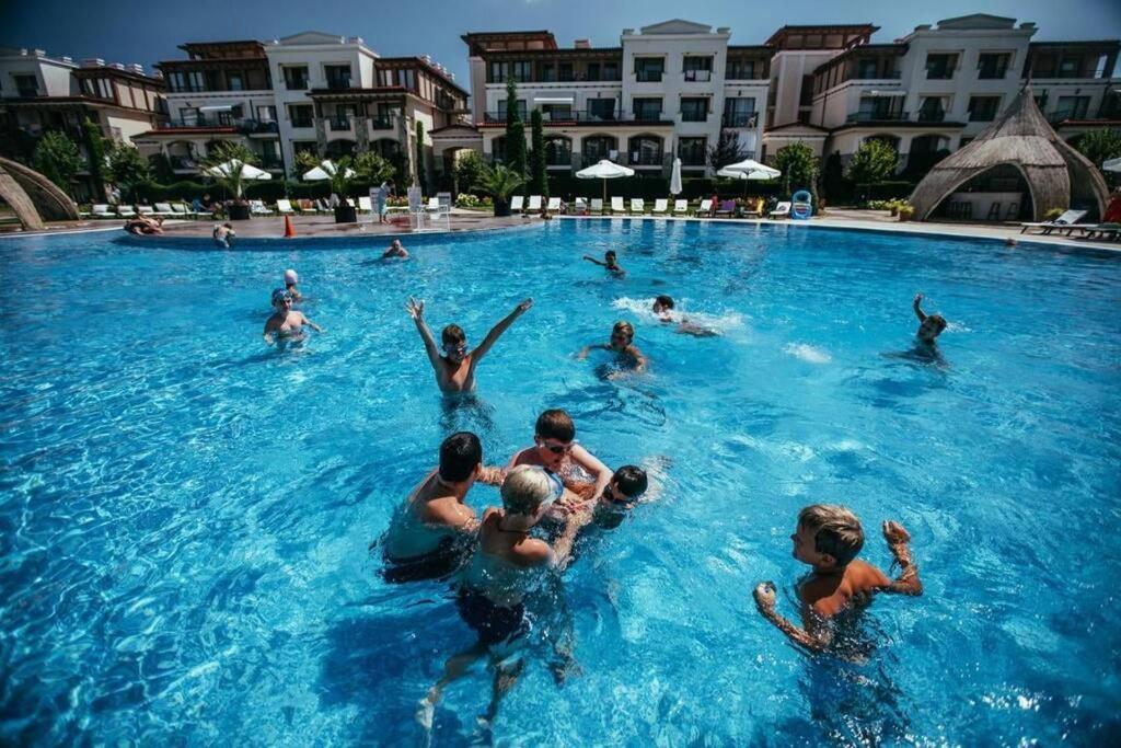 Апартамент В Green Life Beach Resort Sozopol Exterior photo